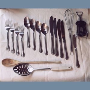 17-Piece Kitchen Set!